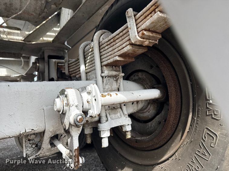 image for item NU9577 1978 Pullman Trailmobile pneumatic dry bulk trailer