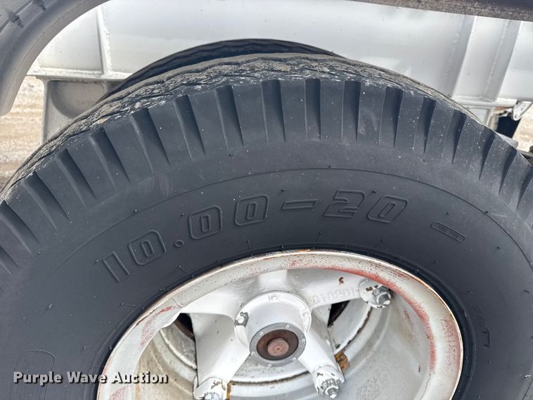 image for item NU9577 1978 Pullman Trailmobile pneumatic dry bulk trailer