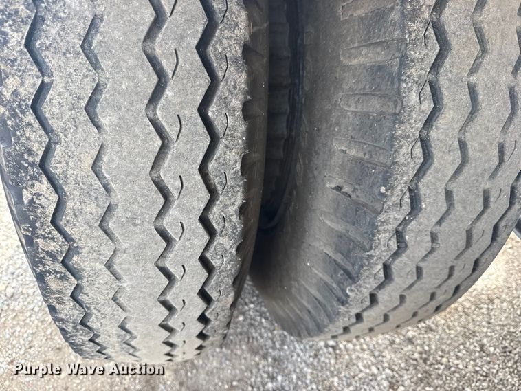 image for item NU9577 1978 Pullman Trailmobile pneumatic dry bulk trailer