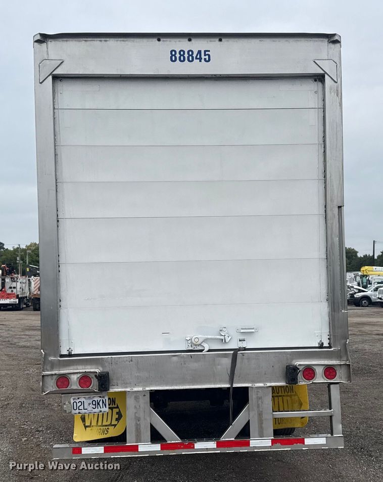 image for item NU9580 2008 Hyundai VR2480142-RA refrigerated van trailer