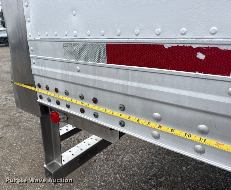 image for item NU9580 2008 Hyundai VR2480142-RA refrigerated van trailer