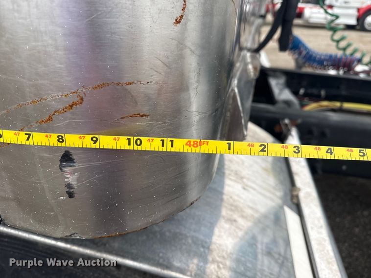 image for item NU9580 2008 Hyundai VR2480142-RA refrigerated van trailer