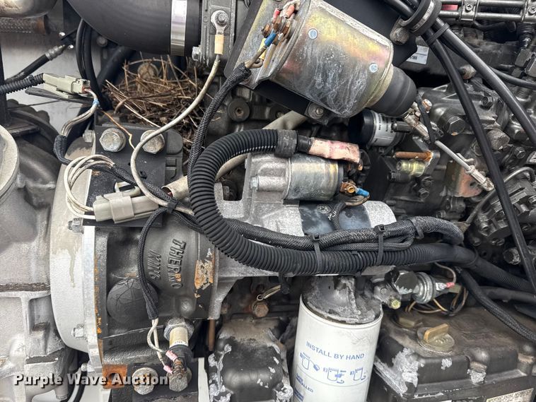 image for item NU9580 2008 Hyundai VR2480142-RA refrigerated van trailer