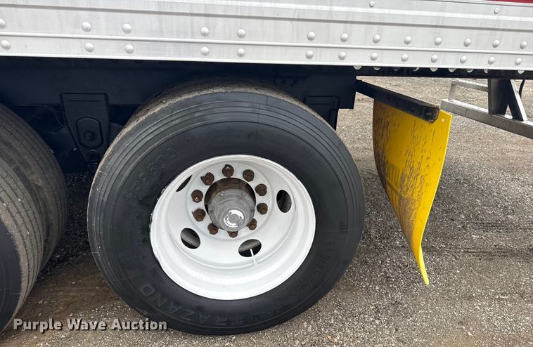 image for item NU9580 2008 Hyundai VR2480142-RA refrigerated van trailer