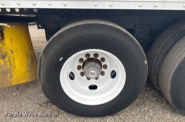 image for item NU9580 2008 Hyundai VR2480142-RA refrigerated van trailer