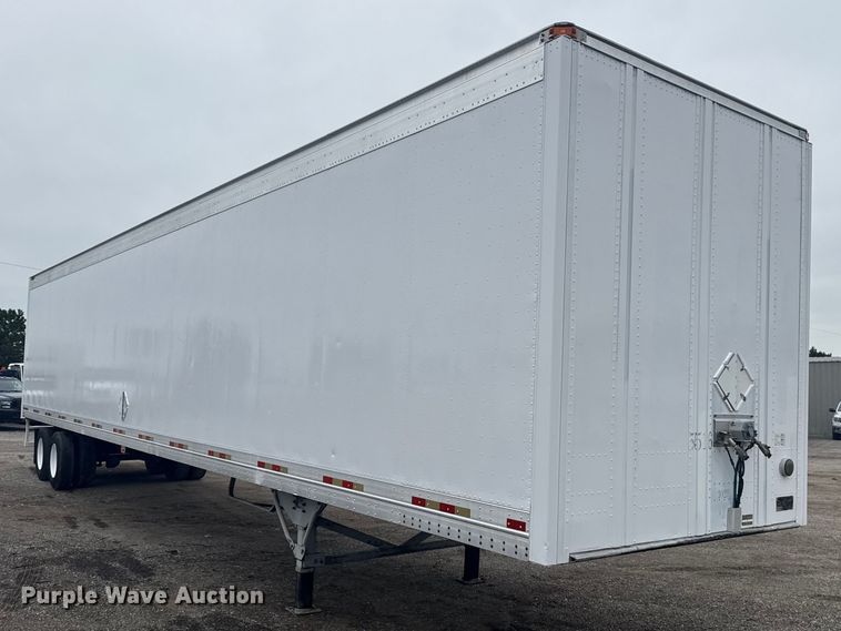 image for item NU9582 2004 Great Dane 7411TP-SWA dry van trailer