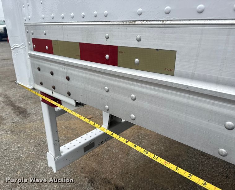 image for item NU9582 2004 Great Dane 7411TP-SWA dry van trailer