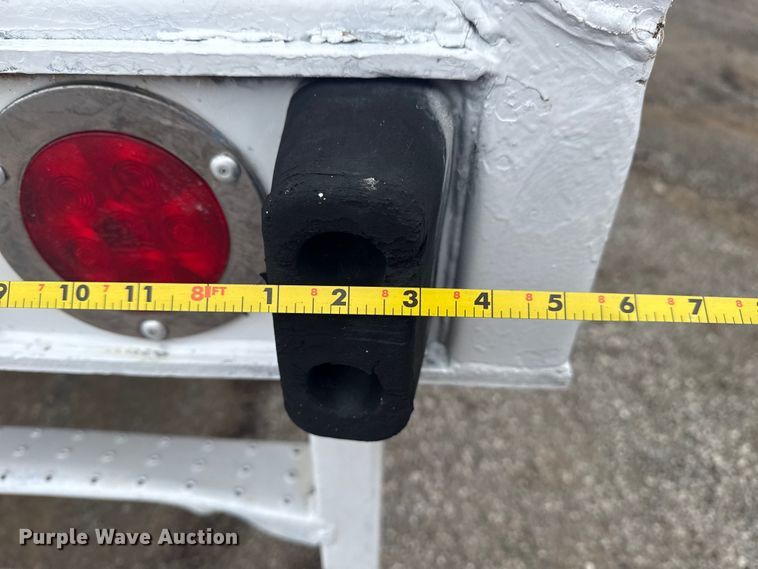 image for item NU9582 2004 Great Dane 7411TP-SWA dry van trailer