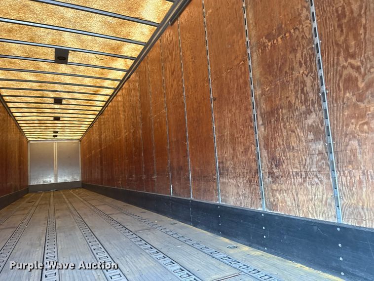 image for item NU9582 2004 Great Dane 7411TP-SWA dry van trailer