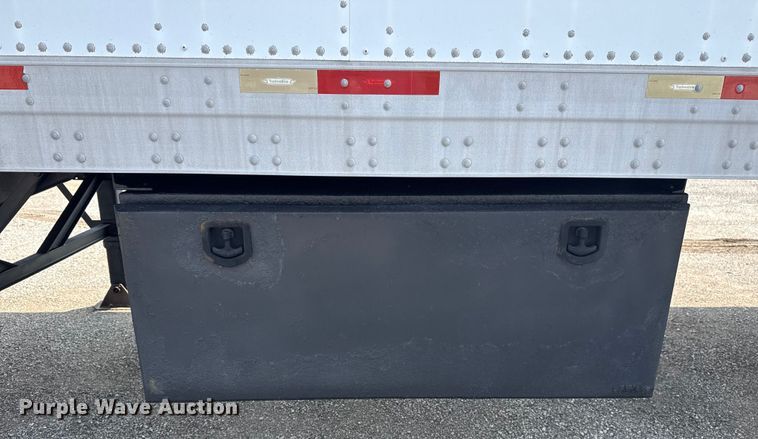 image for item NU9588 2008 Trailmobile dry van trailer