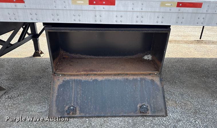 image for item NU9588 2008 Trailmobile dry van trailer