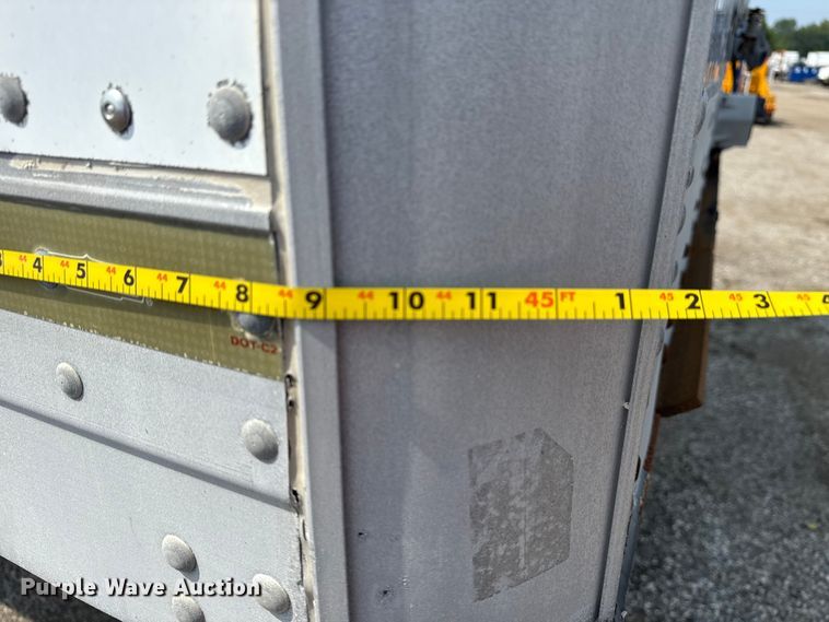 image for item NU9588 2008 Trailmobile dry van trailer