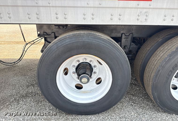 image for item NU9588 2008 Trailmobile dry van trailer