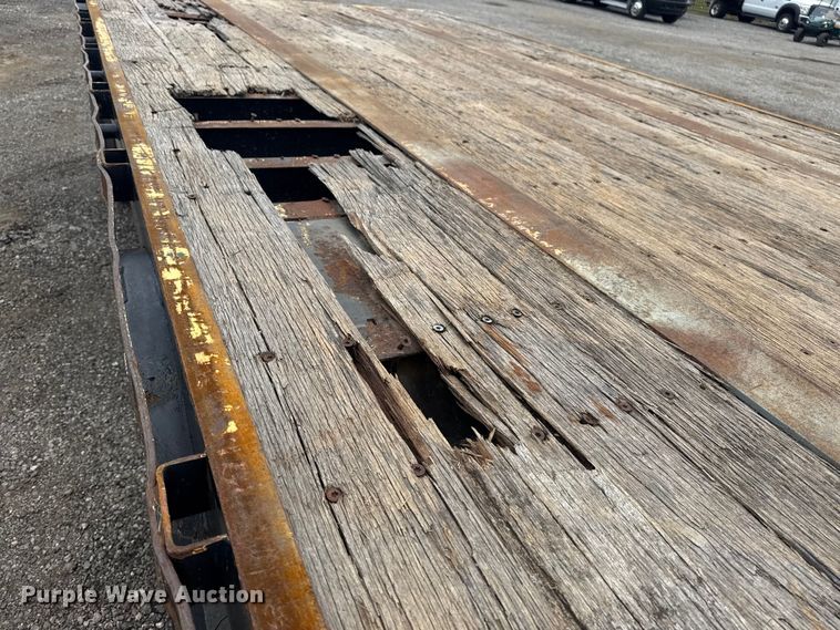 image for item NU9610 2008 Fontaine WDT180 drop deck trailer