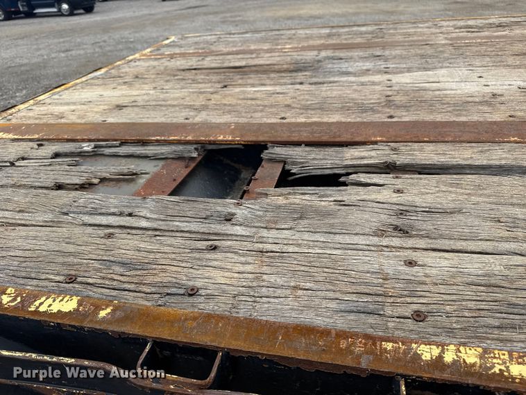 image for item NU9610 2008 Fontaine WDT180 drop deck trailer