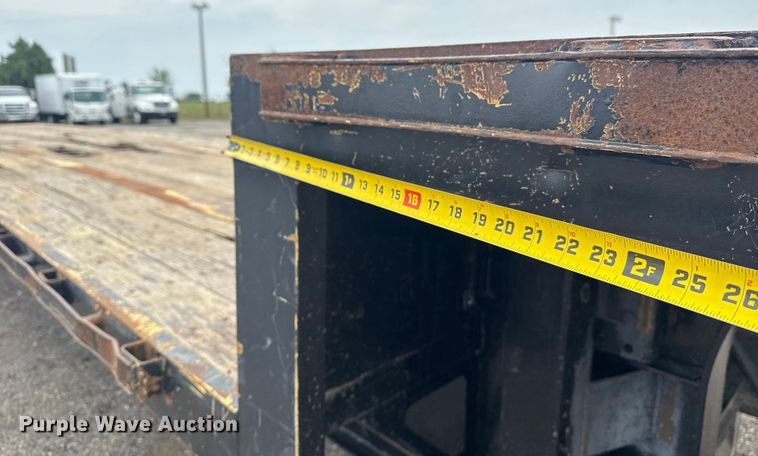 image for item NU9610 2008 Fontaine WDT180 drop deck trailer