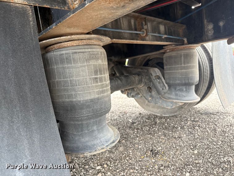 image for item NU9610 2008 Fontaine WDT180 drop deck trailer