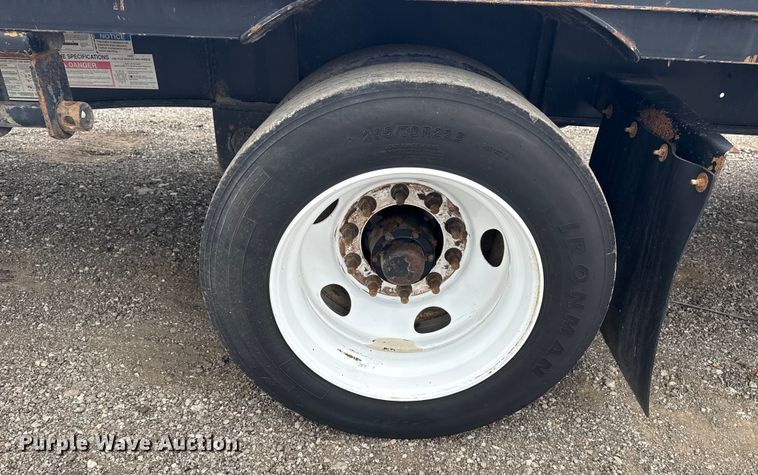 image for item NU9610 2008 Fontaine WDT180 drop deck trailer