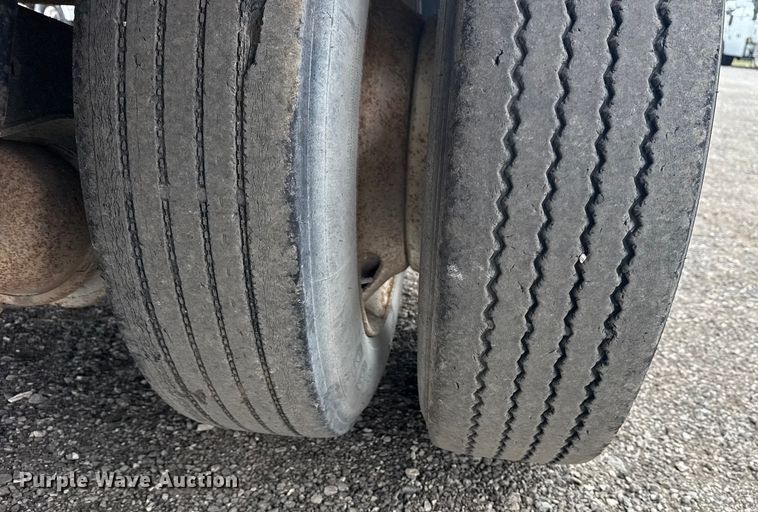 image for item NU9610 2008 Fontaine WDT180 drop deck trailer