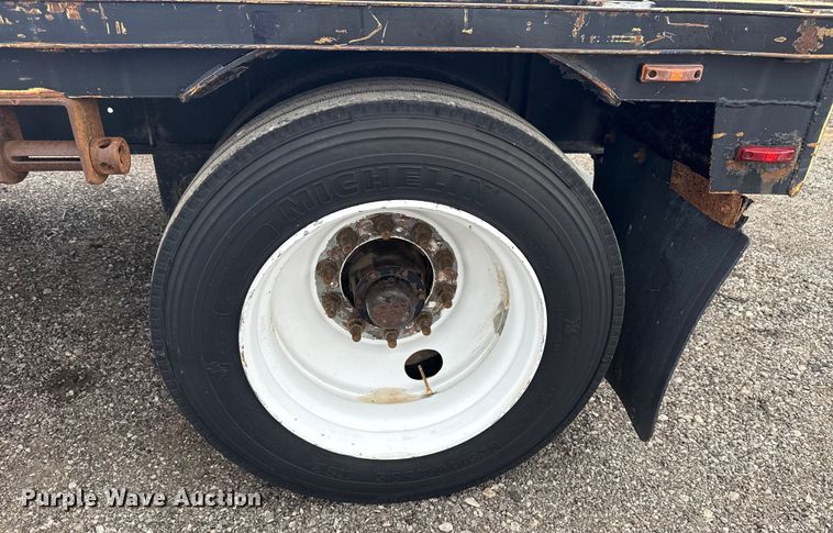 image for item NU9610 2008 Fontaine WDT180 drop deck trailer