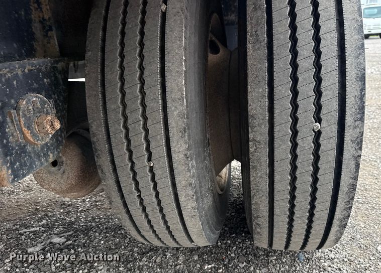 image for item NU9610 2008 Fontaine WDT180 drop deck trailer