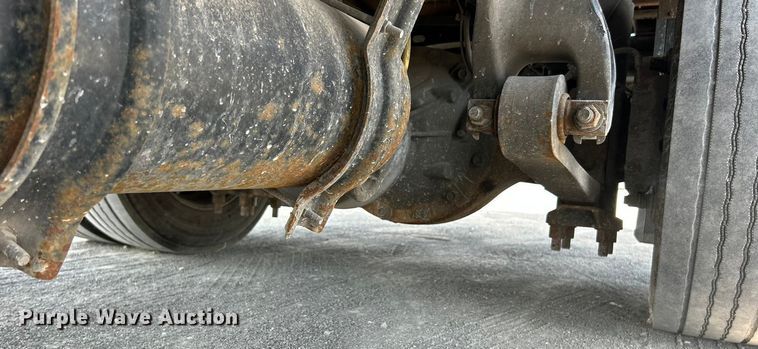 image for item YA0541 2017 Freightliner Business Class M2 box truck