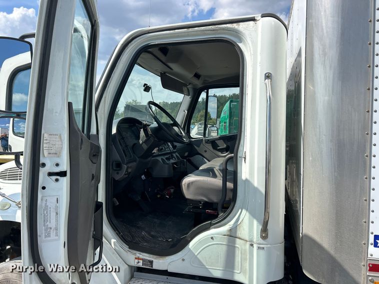 image for item YA0541 2017 Freightliner Business Class M2 box truck