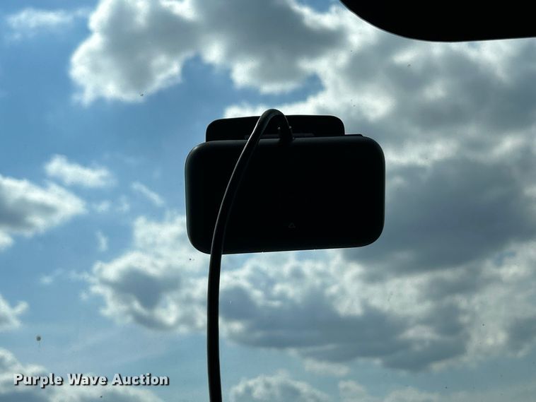 image for item YA0541 2017 Freightliner Business Class M2 box truck