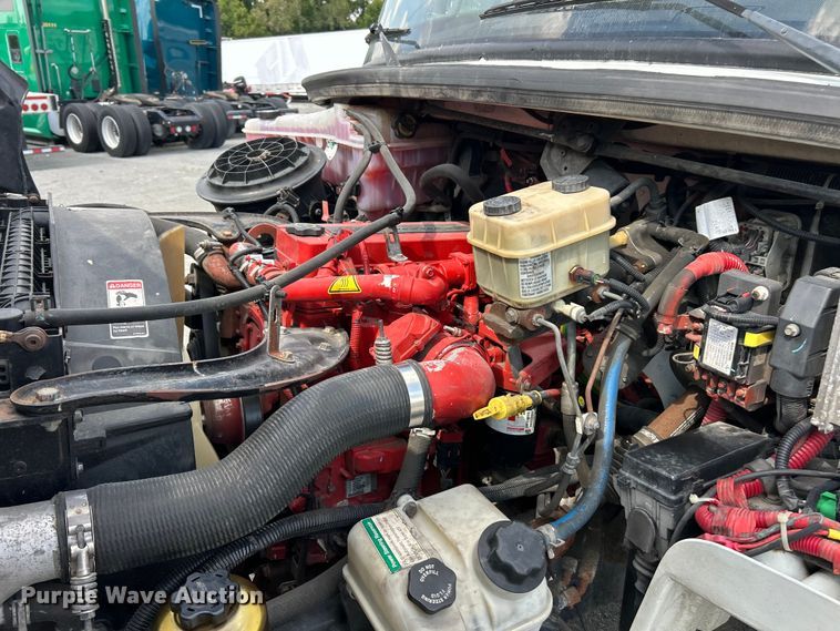 image for item YA0541 2017 Freightliner Business Class M2 box truck