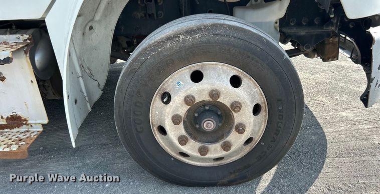 image for item YA0541 2017 Freightliner Business Class M2 box truck