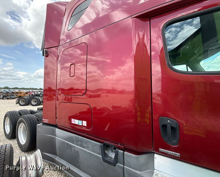 CAMIóN CAMAROTE 2018 FREIGHTLINER