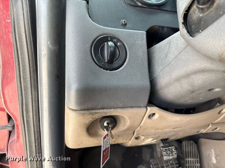 image for item YA0648 2018 Freightliner Cascadia 125 semi truck