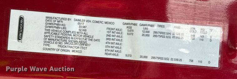 image for item YA0648 2018 Freightliner Cascadia 125 semi truck