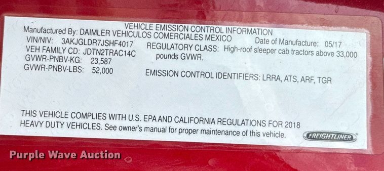 image for item YA0648 2018 Freightliner Cascadia 125 semi truck