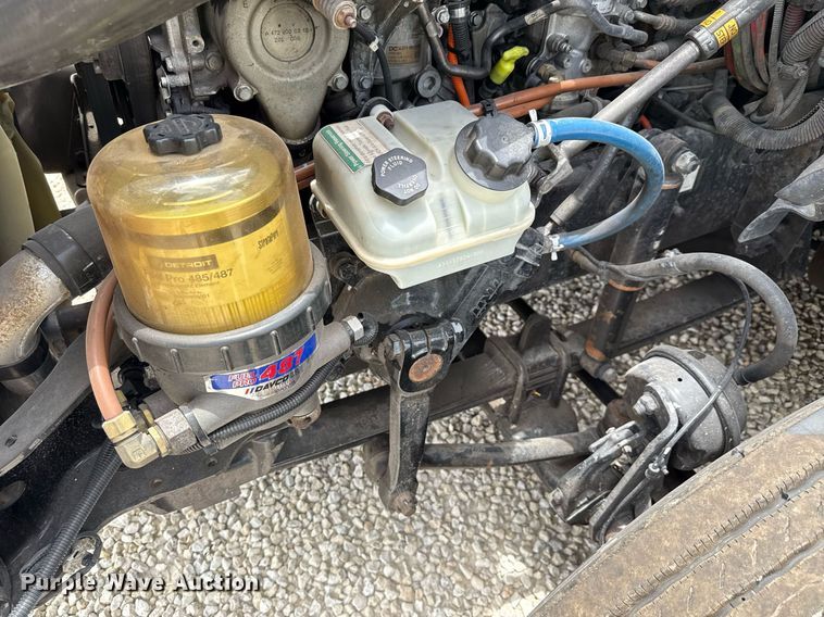 image for item YA0648 2018 Freightliner Cascadia 125 semi truck