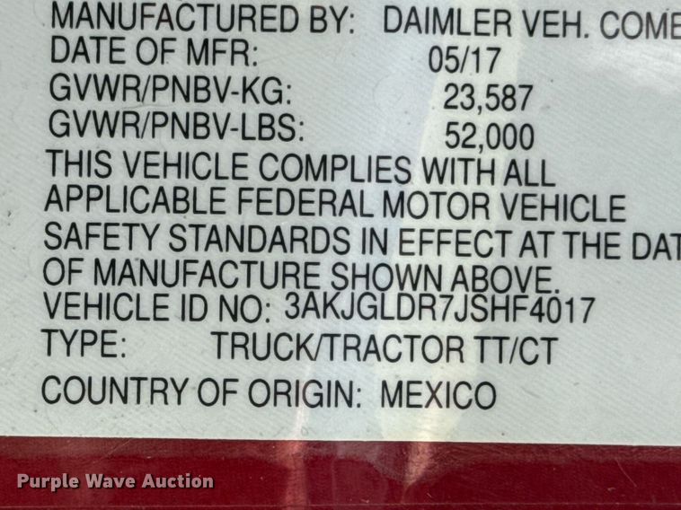 image for item YA0648 2018 Freightliner Cascadia 125 semi truck