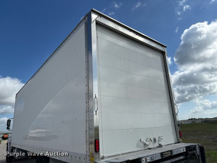 image for item YA0690 2019 Hino 268A box truck