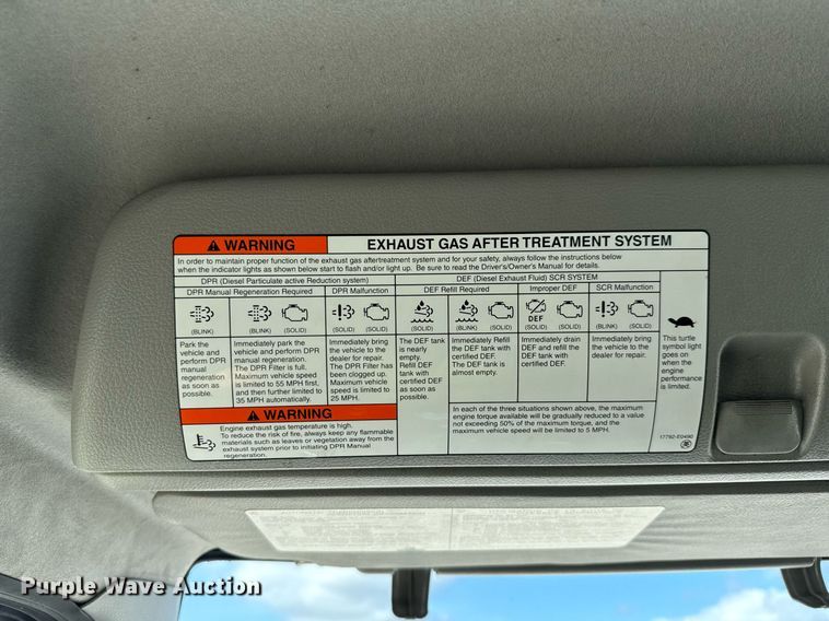 image for item YA0690 2019 Hino 268A box truck