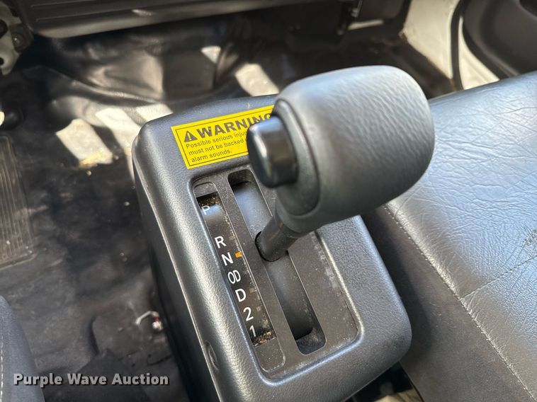 image for item YA0690 2019 Hino 268A box truck