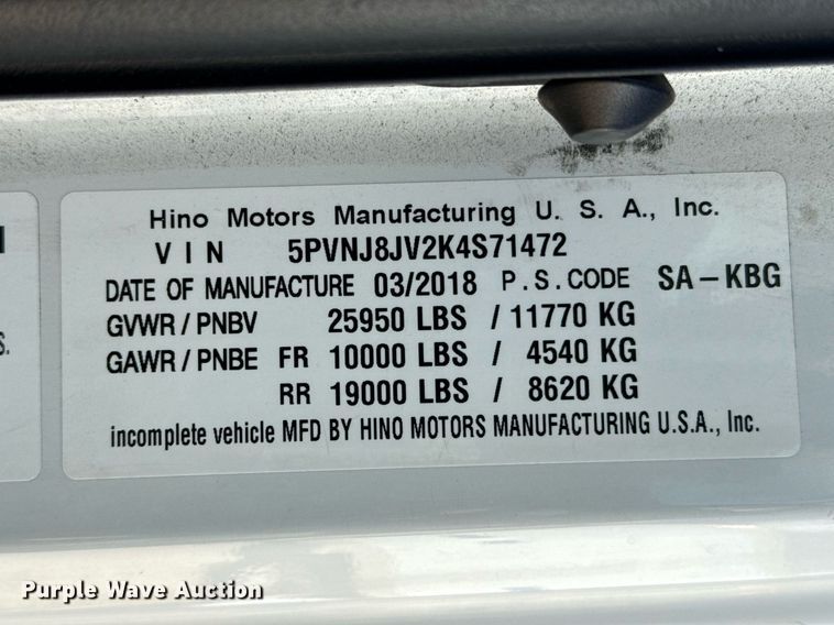 image for item YA0690 2019 Hino 268A box truck