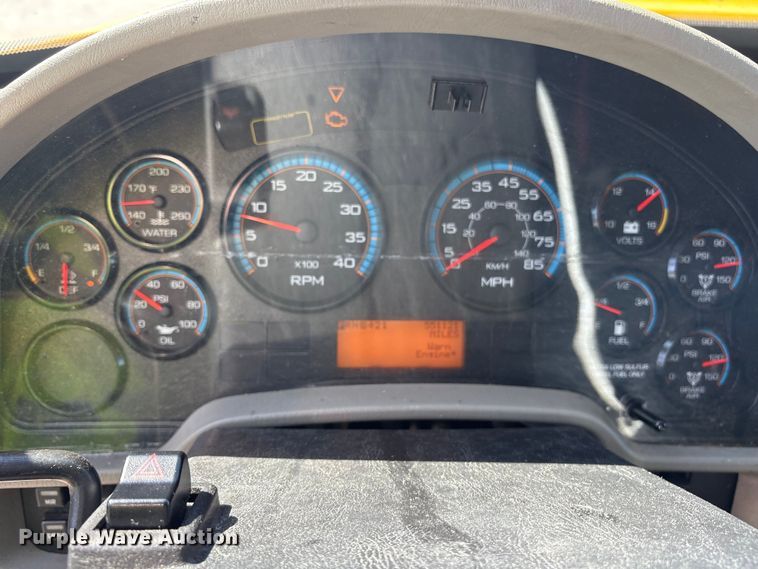 image for item YA0696 2017 International 4300 box truck