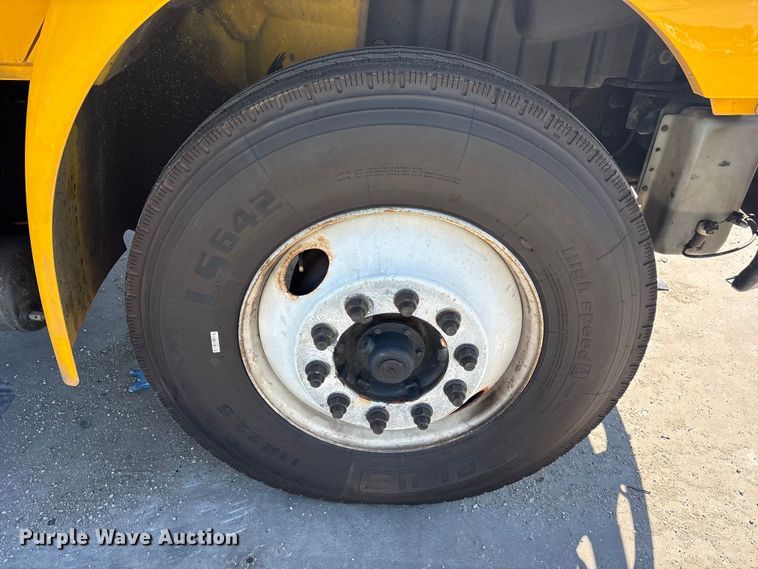 image for item YA0696 2017 International 4300 box truck