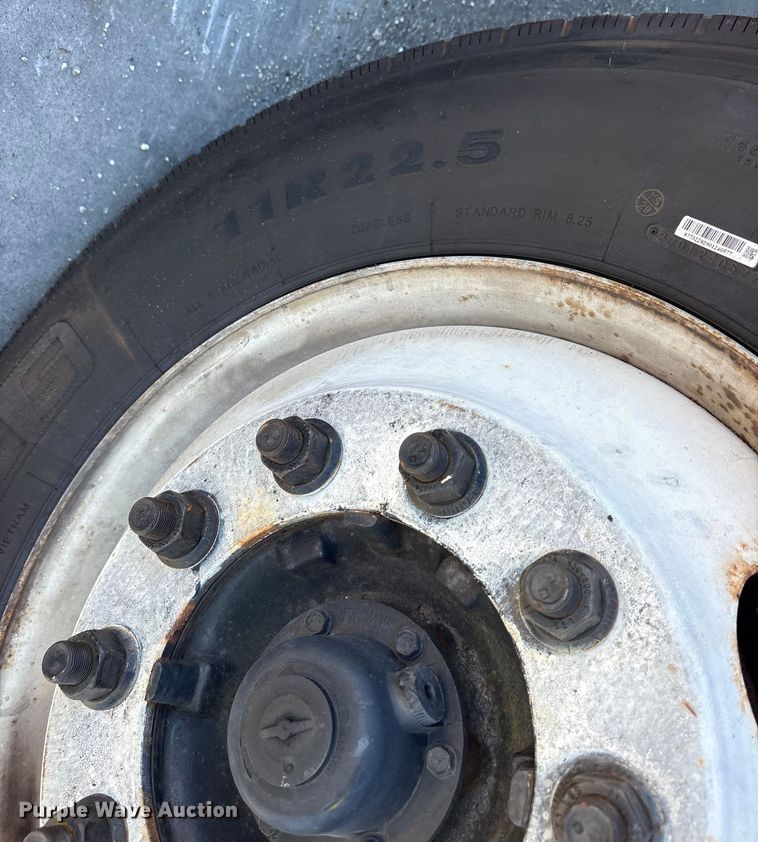 image for item YA0696 2017 International 4300 box truck