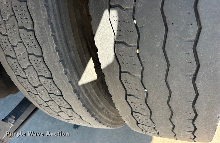 image for item YA0696 2017 International 4300 box truck