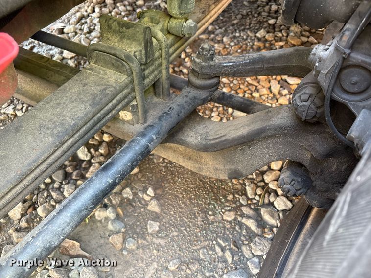 image for item YA0702 2018 International LT625 semi truck