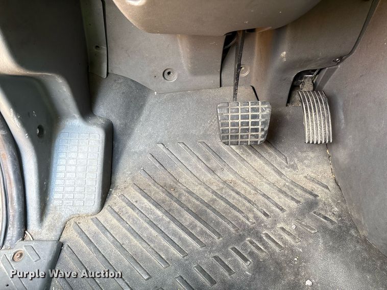 image for item YA0702 2018 International LT625 semi truck