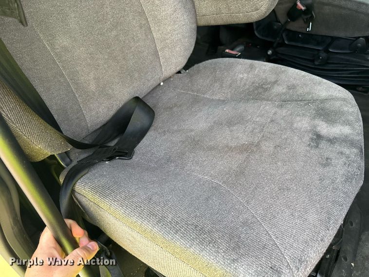 image for item YA0702 2018 International LT625 semi truck