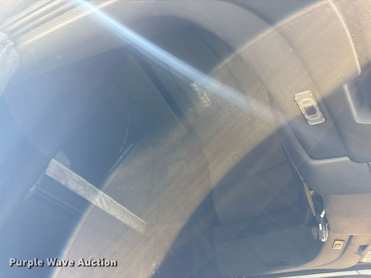 image for item YA0702 2018 International LT625 semi truck