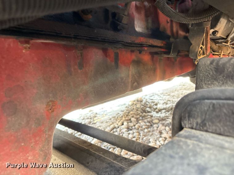 image for item YA0702 2018 International LT625 semi truck