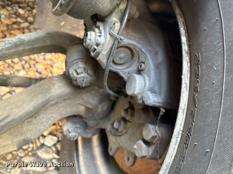 image for item YA0702 2018 International LT625 semi truck